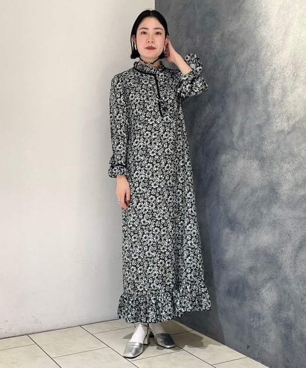 タキグチ アカネさんの「BEAMS WOMEN｜Ray BEAMS / アンクルストラップ パンプス」を使ったコーディネート