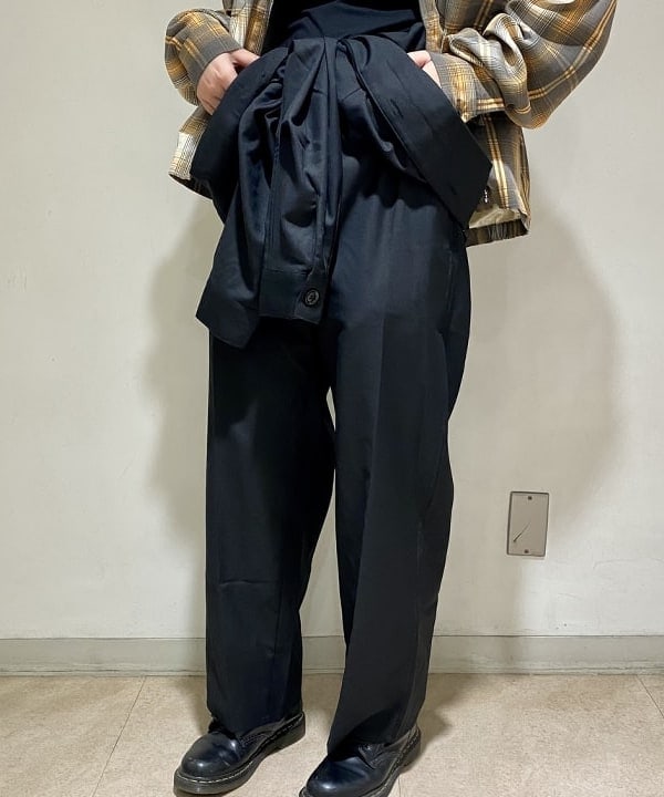 鈴木 悠里さんの「BEAMS WOMEN｜」を使ったコーディネート