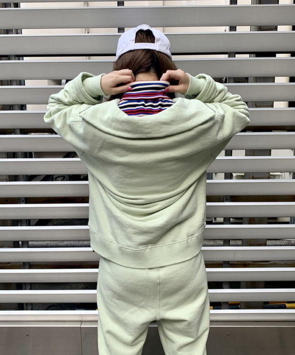 ナツハさんの「BEAMS WOMEN｜BEAMS BOY / GOLDメッキ 0.8mm リング」を使ったコーディネート