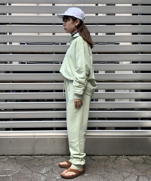 ナツハさんの「BEAMS WOMEN｜BEAMS BOY / GOLDメッキ 0.8mm リング」を使ったコーディネート