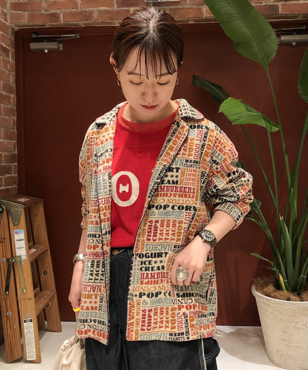 イシイ サオリさんの「BEAMS WOMEN｜NAPRON &times; BEAMS BOY / 別注 ヘリンボーン ステンシル ペイシェントバッグ」を使ったコーディネート