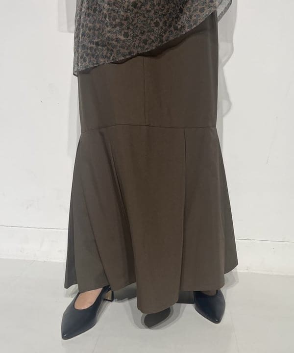 カワグチ シオリさんの「BEAMS WOMEN｜」を使ったコーディネート