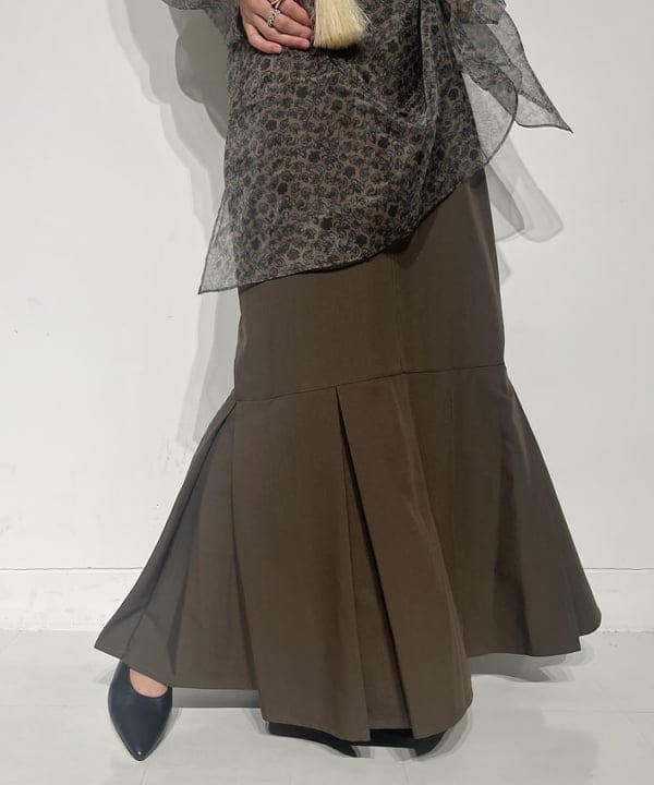 カワグチ シオリさんの「BEAMS WOMEN｜」を使ったコーディネート