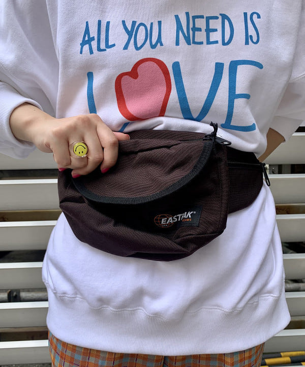 ナツハさんの「BEAMS WOMEN｜CASIO / デジタルゴールド ミニ」を使ったコーディネート