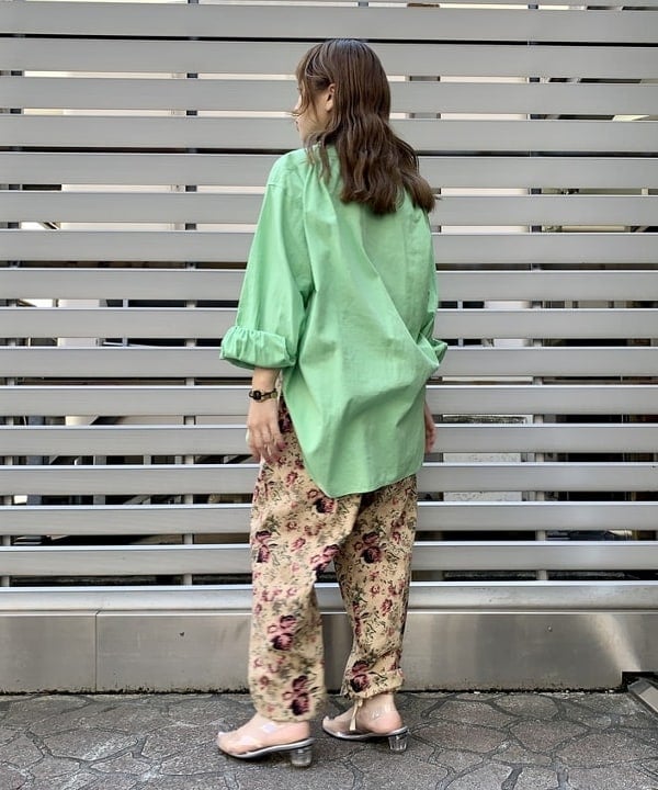 ナツハさんの「BEAMS WOMEN｜BEAMS BOY / GOLDメッキ 0.8mm リング」を使ったコーディネート