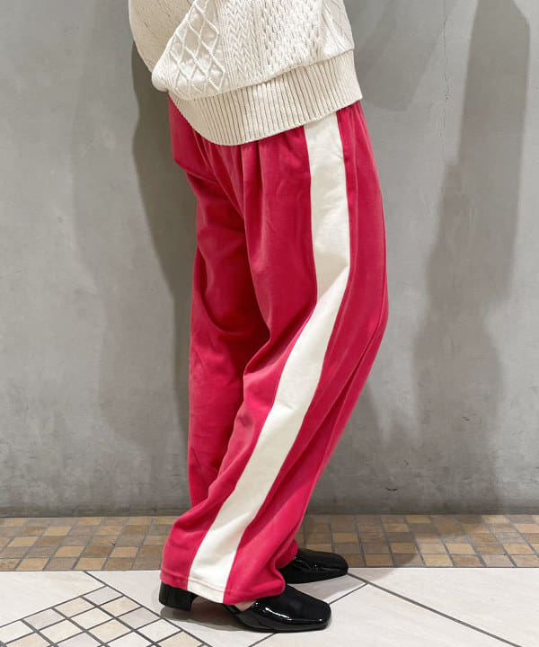 ハルキ　モモナさんの「BEAMS WOMEN｜Ray BEAMS / アンクルストラップ パンプス」を使ったコーディネート