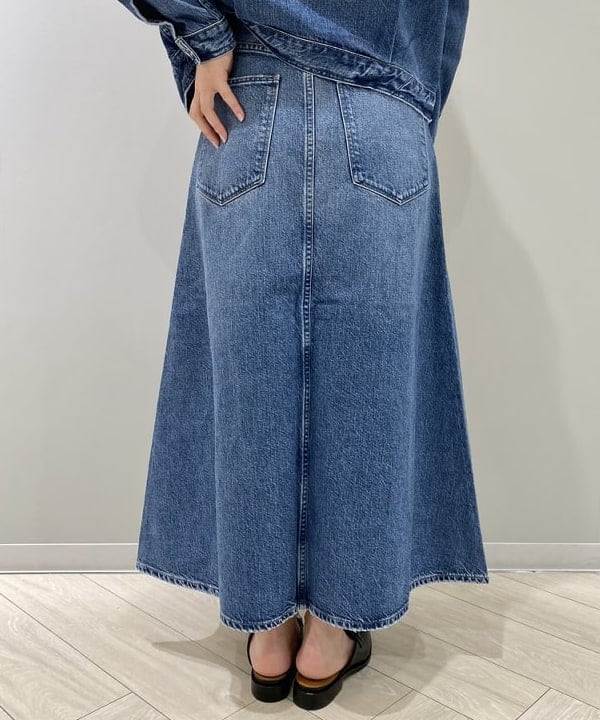 大浦 栞さんの「BEAMS WOMEN｜」を使ったコーディネート