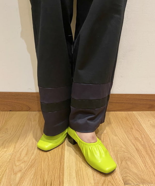 谷坊 ひかるさんの「BEAMS WOMEN｜Ray BEAMS / シャーリング パンプス」を使ったコーディネート