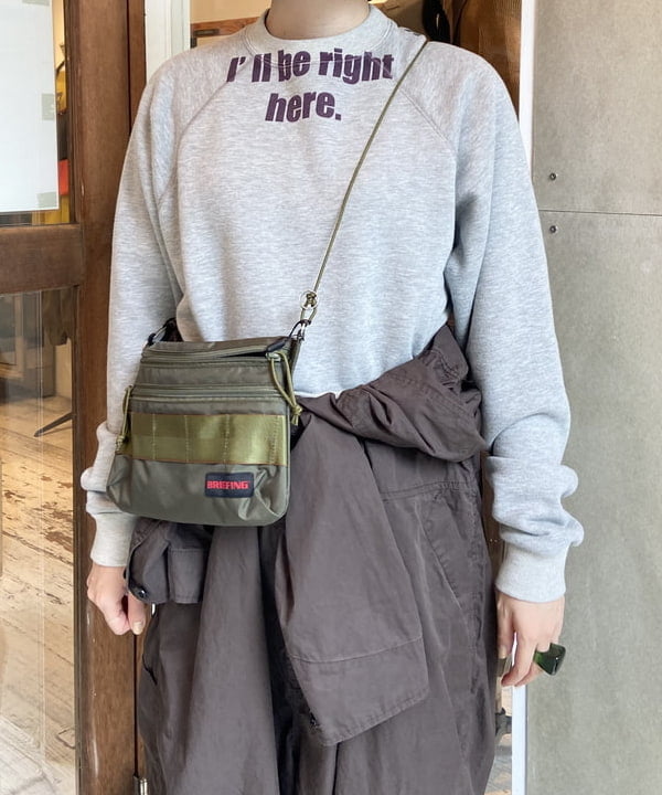 クロサワさんの「BEAMS WOMEN｜【別注】BRIEFING / SACOCHE」を使ったコーディネート