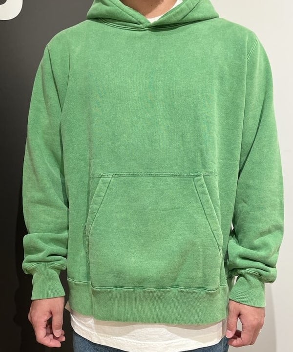 滝沢 一喜さんの「BEAMS WOMEN｜REMI RELIEF / 別注 Sweat Pullover Hoodie」を使ったコーディネート