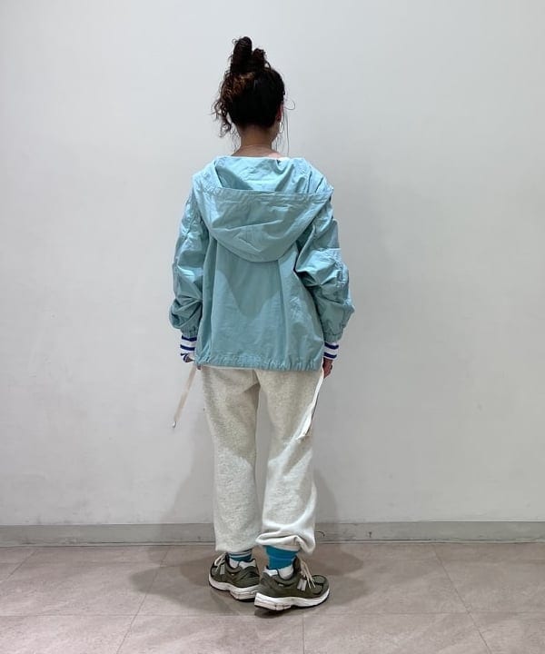 清水 彩乃さんの「BEAMS WOMEN｜ナバルボーダー ビッグ ボートネック カットソー」を使ったコーディネート