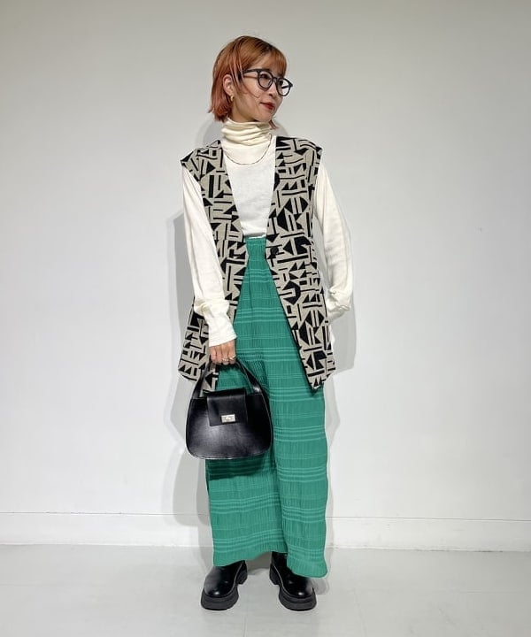 カワグチ シオリさんの「BEAMS WOMEN｜」を使ったコーディネート