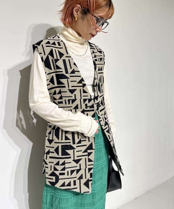 カワグチ シオリさんの「BEAMS WOMEN｜」を使ったコーディネート