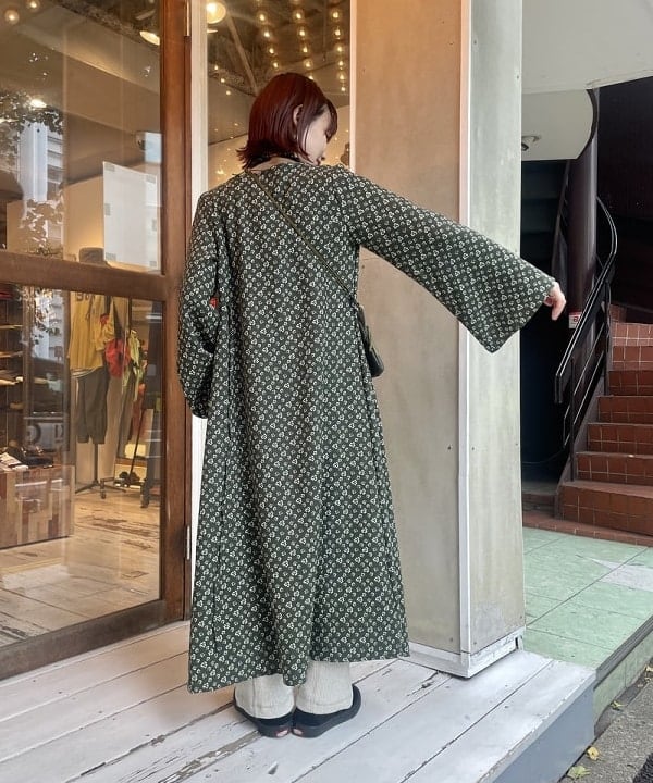 SHINAGAWAさんの「BEAMS WOMEN｜【別注】BRIEFING / SACOCHE」を使ったコーディネート