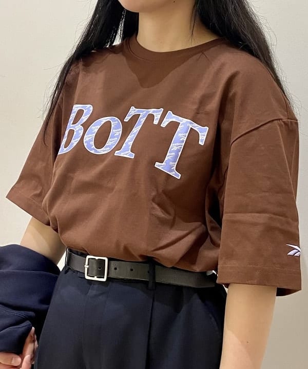 鈴木 悠里さんの「BEAMS WOMEN｜」を使ったコーディネート