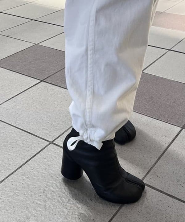 蒲原 捺美さんの「BEAMS WOMEN｜AURALEE / MILLED WOOL MOAL KNIT LONG CARDIGAN」を使ったコーディネート