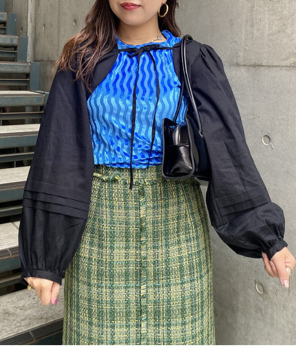 谷坊 ひかるさんの「BEAMS WOMEN｜Ray BEAMS / グリッター ラメ ソックス」を使ったコーディネート