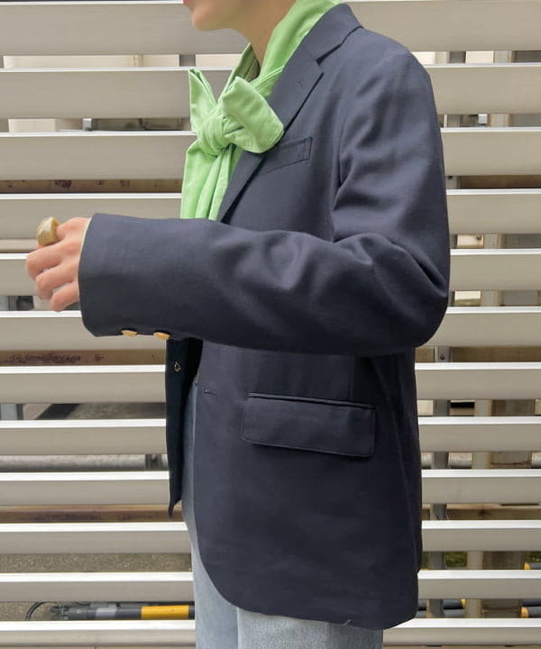 朱華さんの「BEAMS WOMEN｜BEAMS BOY / ポリエステル ウール 3ボタン ブレザー」を使ったコーディネート