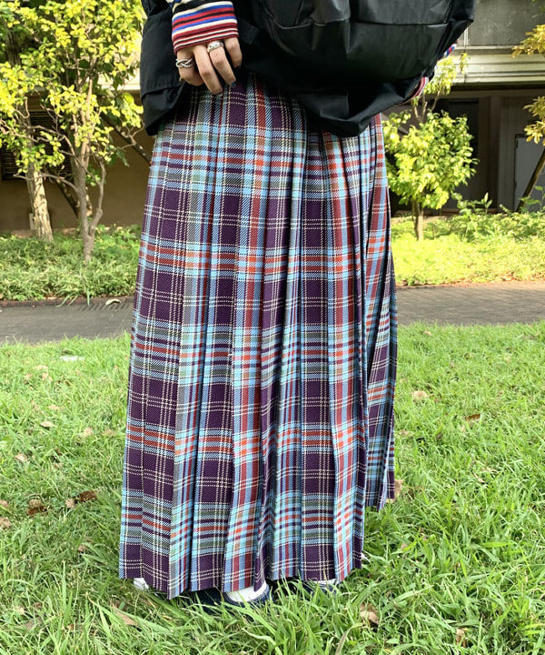 木下 季萠さんの「BEAMS WOMEN｜BEAMS BOY / 樹脂 パール ロング ネックレス」を使ったコーディネート