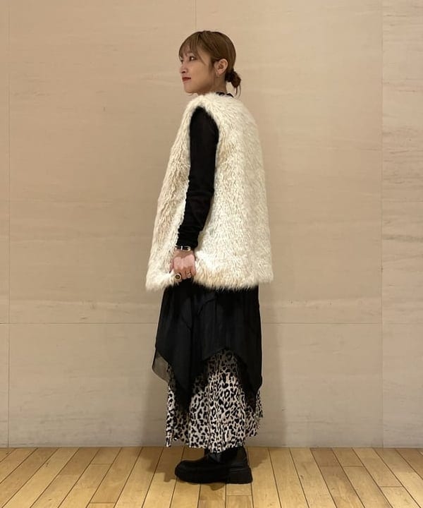 松本 佳菜子さんの「BEAMS WOMEN｜JW PEI / Gabbi Bag」を使ったコーディネート