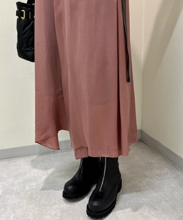 山田 千遥さんの「BEAMS WOMEN｜sita parantica / ナイロン キルト トートバッグ S」を使ったコーディネート