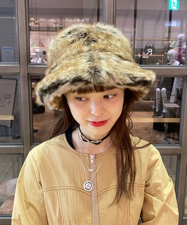 りかちょび/岸本梨佳さんの「BEAMS WOMEN｜SEPTEMBER MOON / リボン バレエシューズ レオパード」を使ったコーディネート