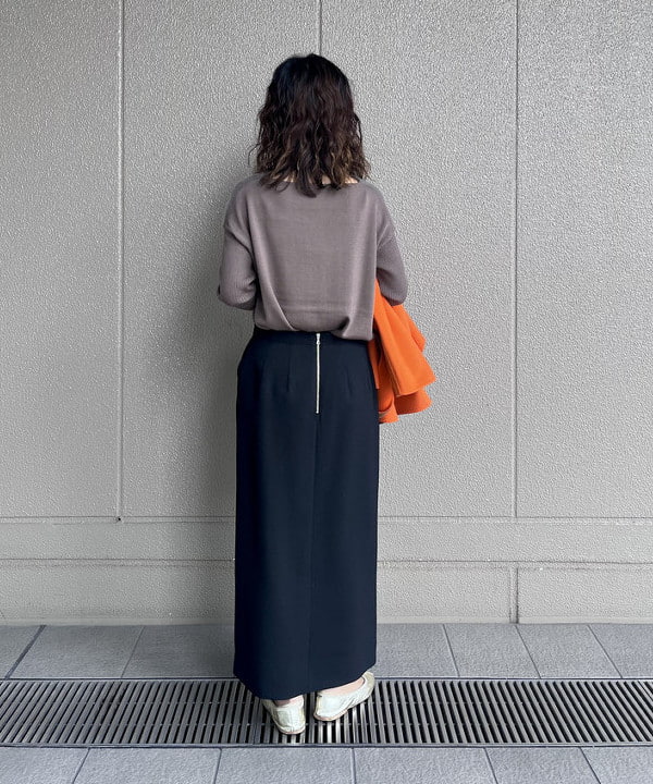 蒲原 捺美さんの「BEAMS WOMEN｜Demi-Luxe BEAMS / フラッフィー ボートネックニット」を使ったコーディネート