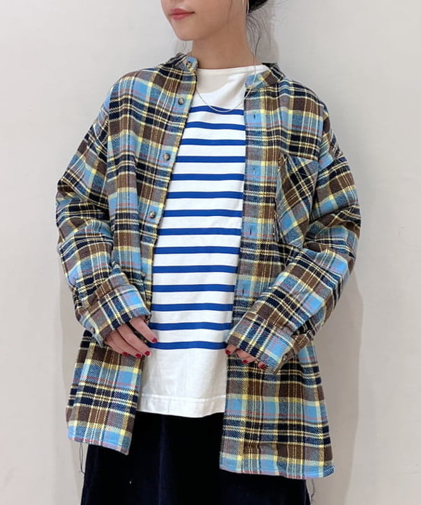 清水 彩乃さんの「BEAMS WOMEN｜ナバルボーダー ビッグ ボートネック カットソー」を使ったコーディネート