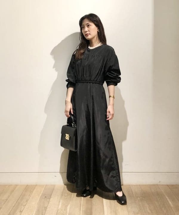 pinさんの「BEAMS WOMEN｜jour couture / Dimple.03 パールネックレス」を使ったコーディネート
