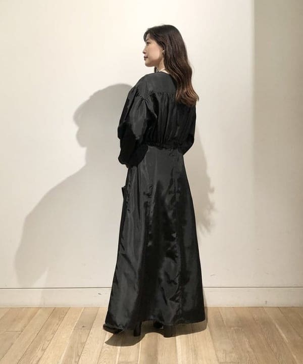 pinさんの「BEAMS WOMEN｜jour couture / Dimple.03 パールネックレス」を使ったコーディネート
