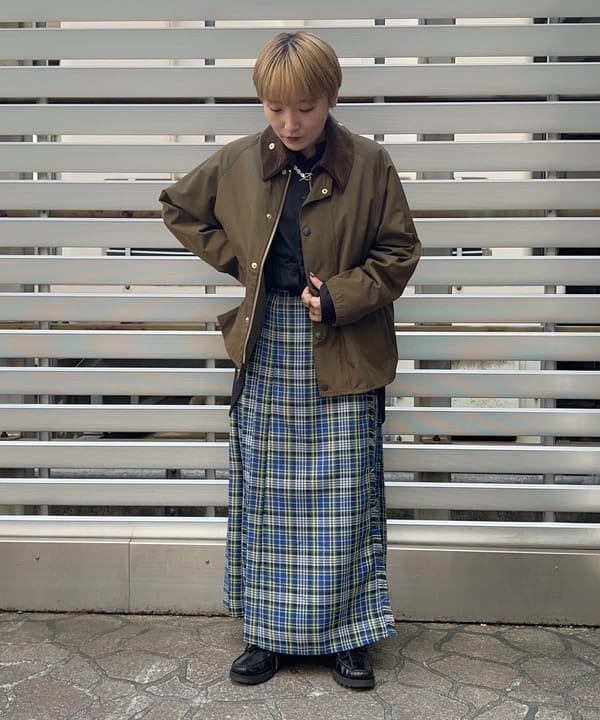 朱華さんの「BEAMS WOMEN｜」を使ったコーディネート