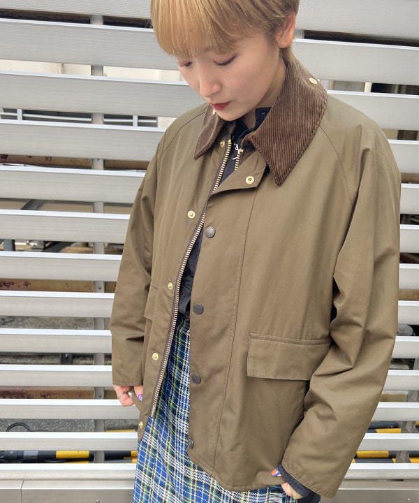 朱華さんの「BEAMS WOMEN｜」を使ったコーディネート