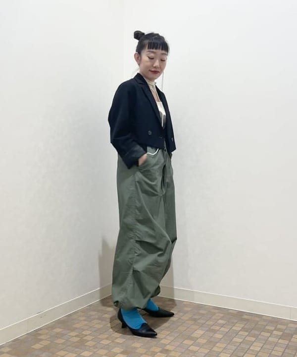 ハルキ　モモナさんの「BEAMS WOMEN｜BEAMS BOY / US ARMY オーバー パンツ」を使ったコーディネート