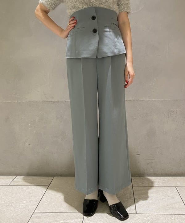 タキグチ アカネさんの「BEAMS WOMEN｜Ray BEAMS / アンクルストラップ パンプス」を使ったコーディネート