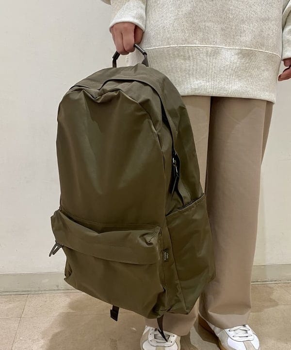 鈴木 悠里さんの「BEAMS WOMEN｜」を使ったコーディネート