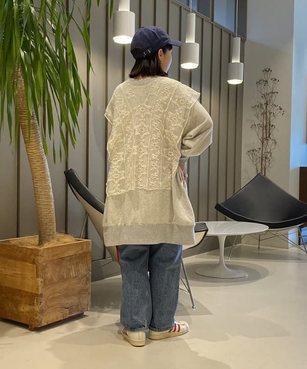 大田 麗未さんの「BEAMS WOMEN｜L.L.Bean / Deep Bottom Deluxe Boat and Tote S」を使ったコーディネート