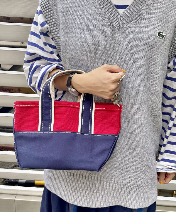 みりさんの「BEAMS WOMEN｜L.L.Bean × BEAMS PLUS ＆ BEAMS BOY / Deep Bottom Deluxe Boat and Tote Mini」を使ったコーディネート