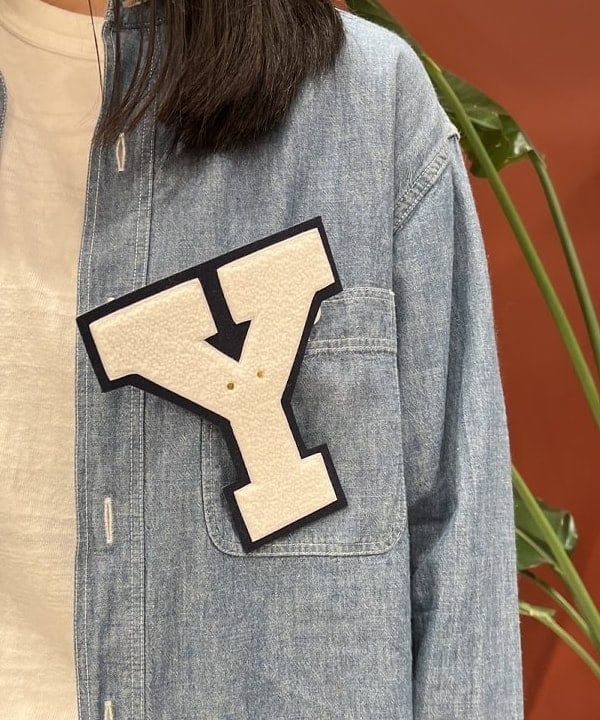 ミナミマリコさんの「BEAMS WOMEN｜WAREHOUSE & CO. / 別注 ステンシル13 Tシャツ」を使ったコーディネート