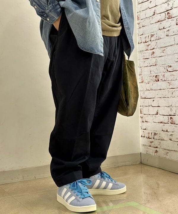 佐々木 優さんの「BEAMS WOMEN｜2 Pleats Twill」を使ったコーディネート