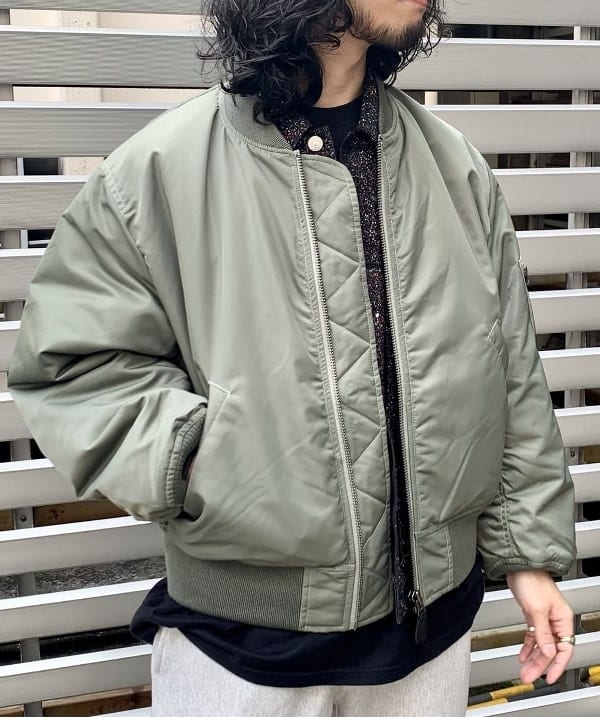 佐々木 祐太さんの「BEAMS WOMEN｜MA-1」を使ったコーディネート