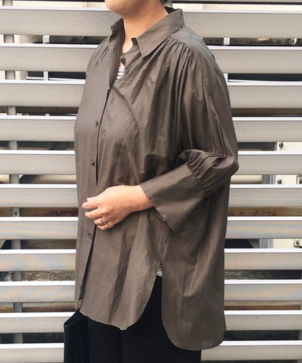 藤井 裕実子さんの「BEAMS WOMEN｜YOUNG&OLSEN / レザートートバッグ M」を使ったコーディネート