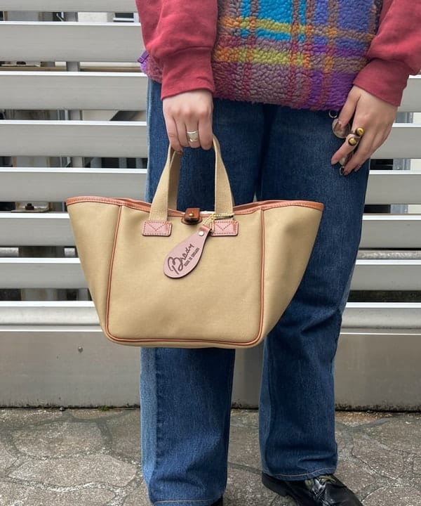 朱華さんの「BEAMS WOMEN｜」を使ったコーディネート