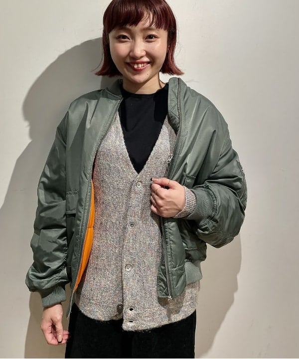 葛岡 七海さんの「BEAMS WOMEN｜Ray BEAMS / ギャザー ボリューム スリーブ Tシャツ」を使ったコーディネート