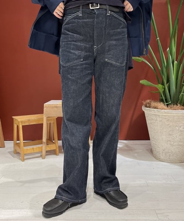 ミナミマリコさんの「BEAMS WOMEN｜【別注】BUZZ RICKSON'S / USアーミーDENIM」を使ったコーディネート