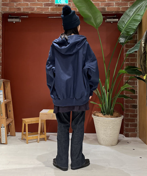 ミナミマリコさんの「BEAMS WOMEN｜【別注】BUZZ RICKSON'S / USアーミーDENIM」を使ったコーディネート