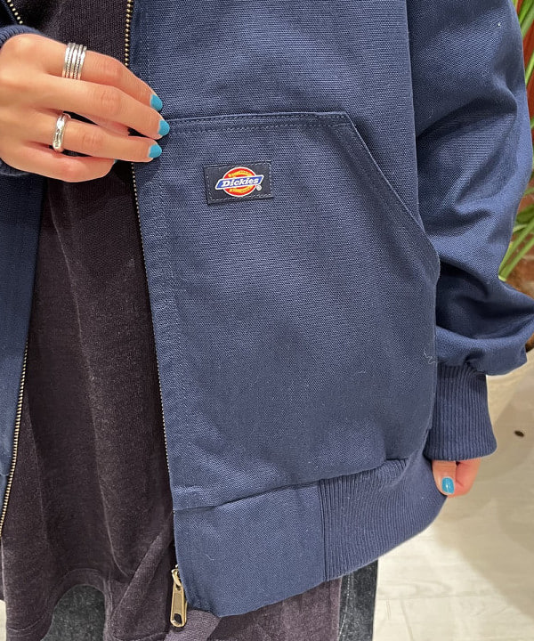 ミナミマリコさんの「BEAMS WOMEN｜【別注】BUZZ RICKSON'S / USアーミーDENIM」を使ったコーディネート