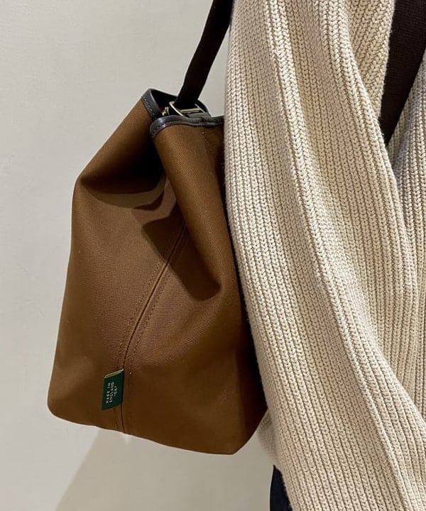 鈴木 悠里さんの「BEAMS WOMEN｜」を使ったコーディネート