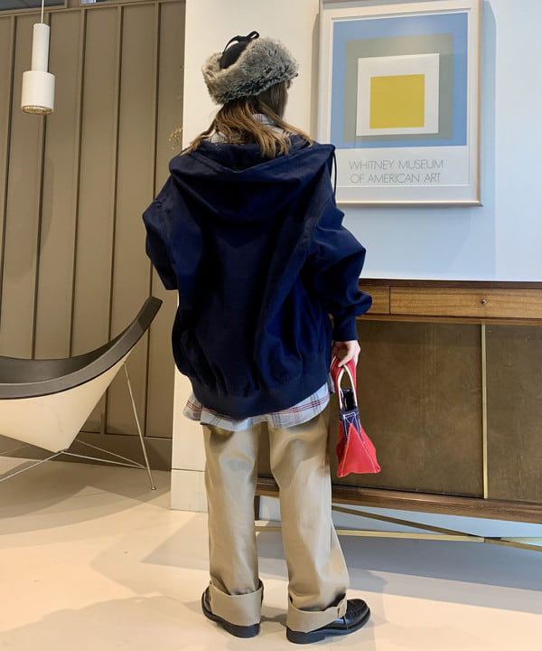 ナツハさんの「BEAMS WOMEN｜L.L.Bean × BEAMS PLUS ＆ BEAMS BOY / Deep Bottom Deluxe Boat and Tote Mini」を使ったコーディネート