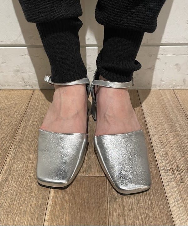 葛岡 七海さんの「BEAMS WOMEN｜Ray BEAMS / アンクルストラップ パンプス」を使ったコーディネート