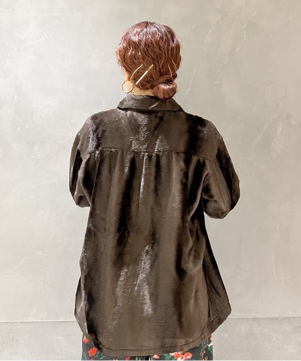 大川 美咲さんの「BEAMS WOMEN｜Ray BEAMS / パイプ フープ ピアス」を使ったコーディネート